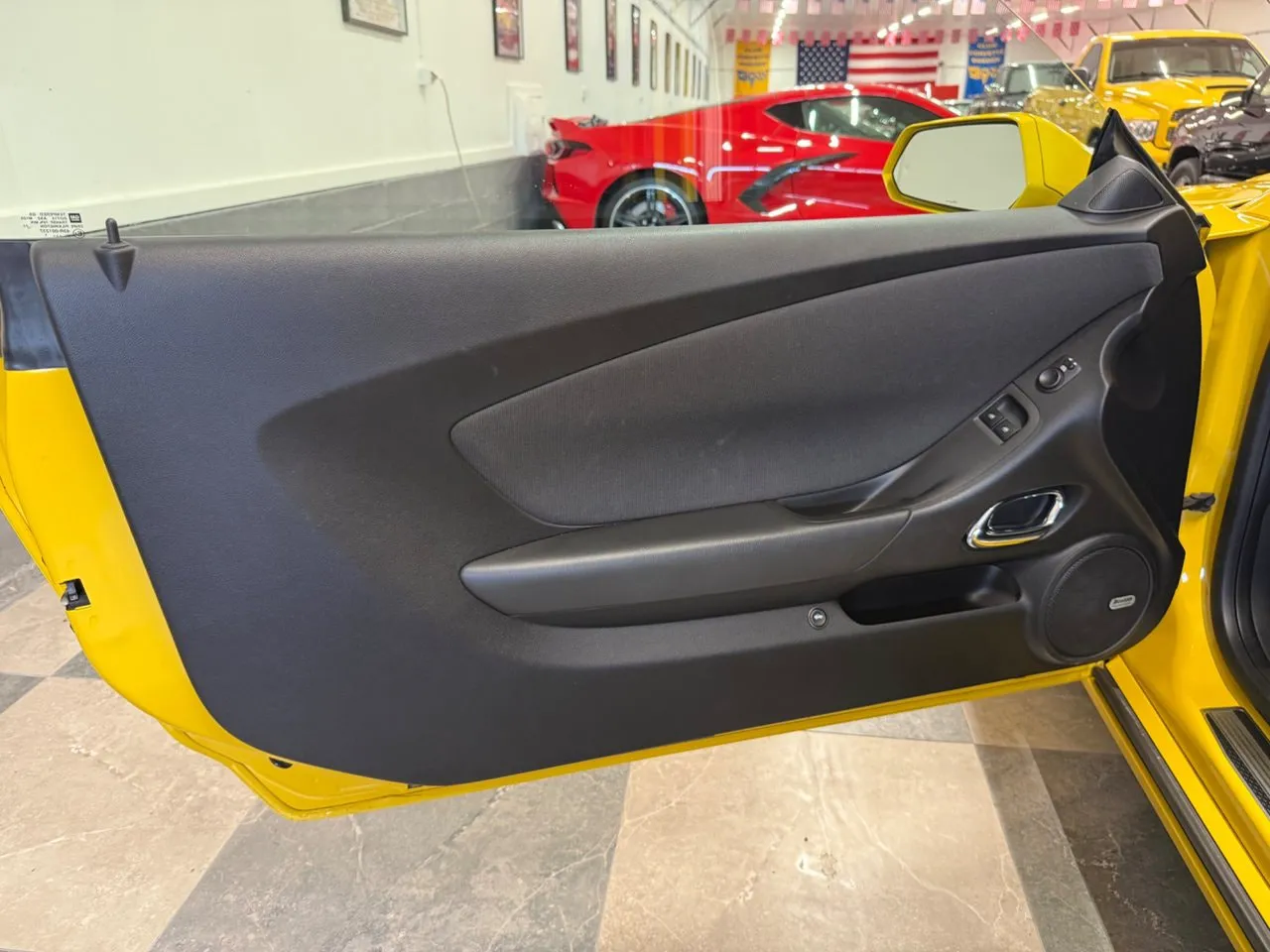 Vehicle image 25