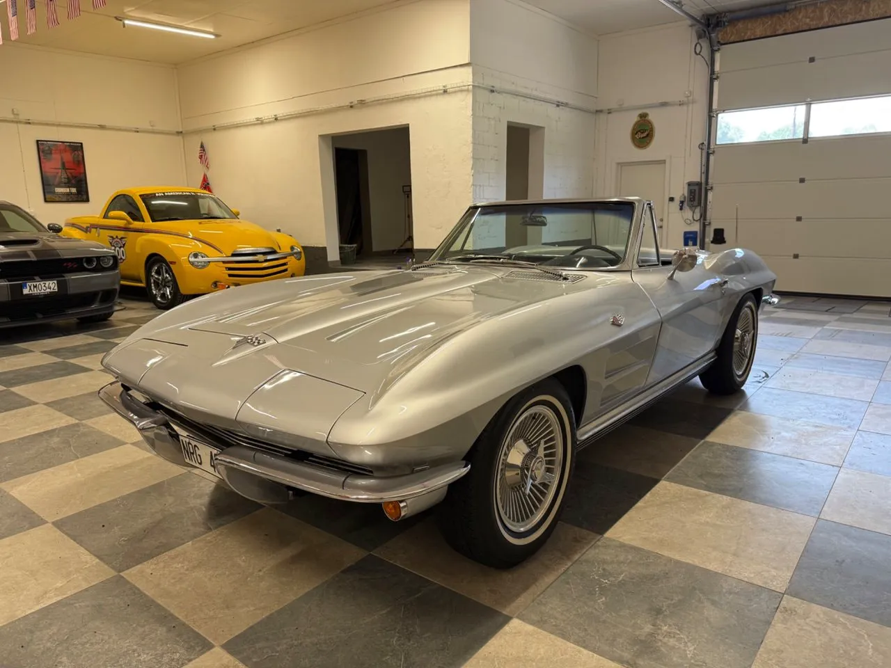 Vehicle image 7