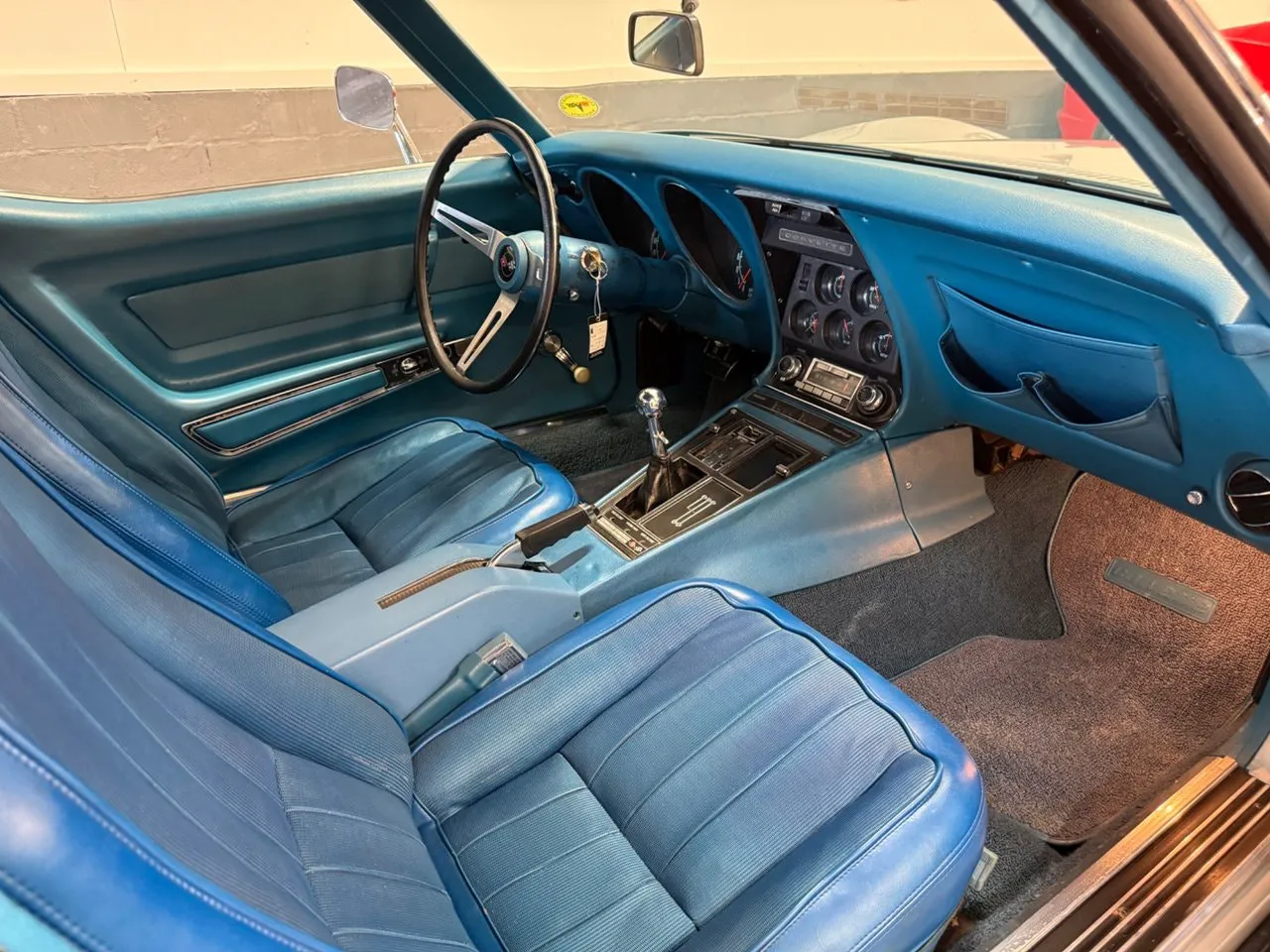 Vehicle image 23