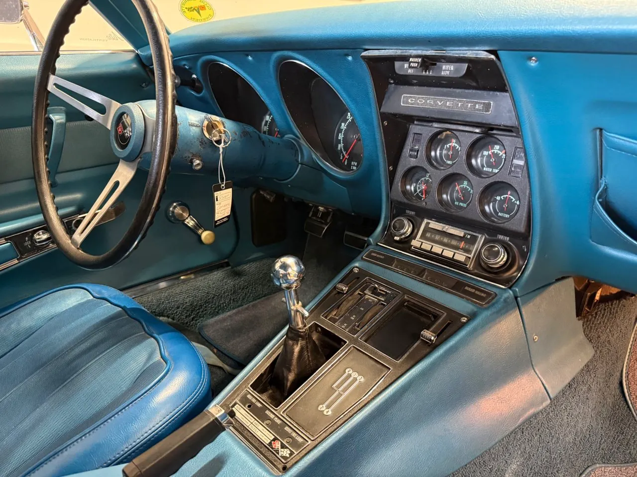 Vehicle image 24