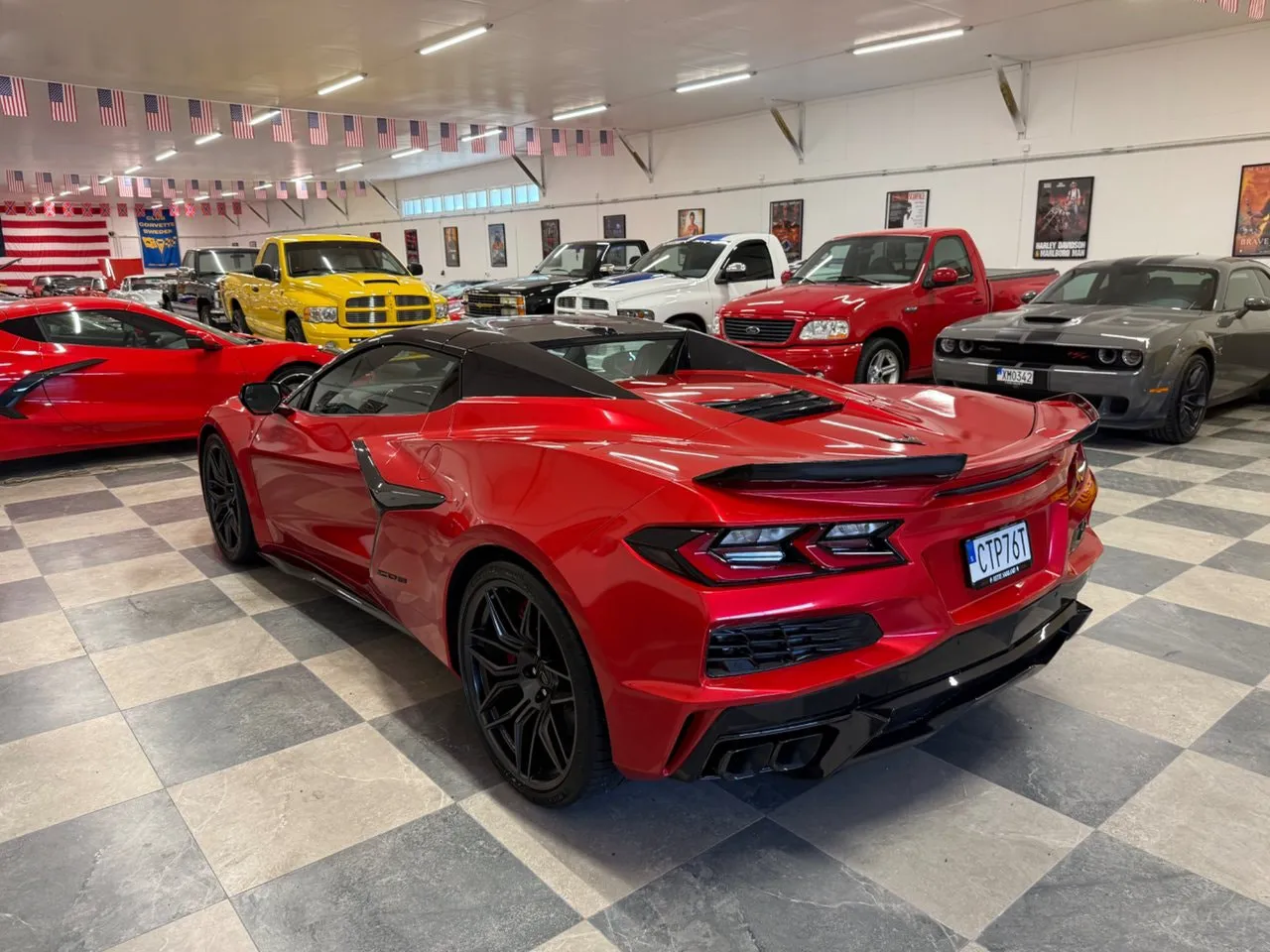 Vehicle image 14