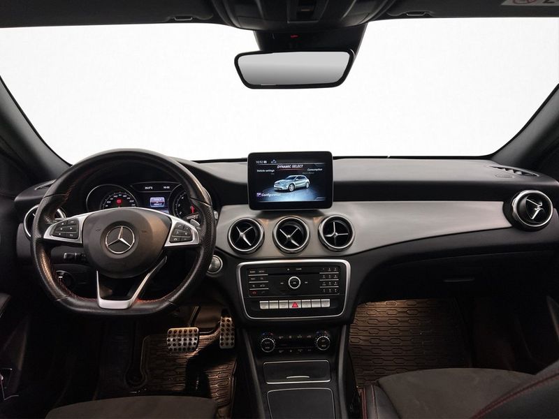 Mercedes GLA200 bild 18