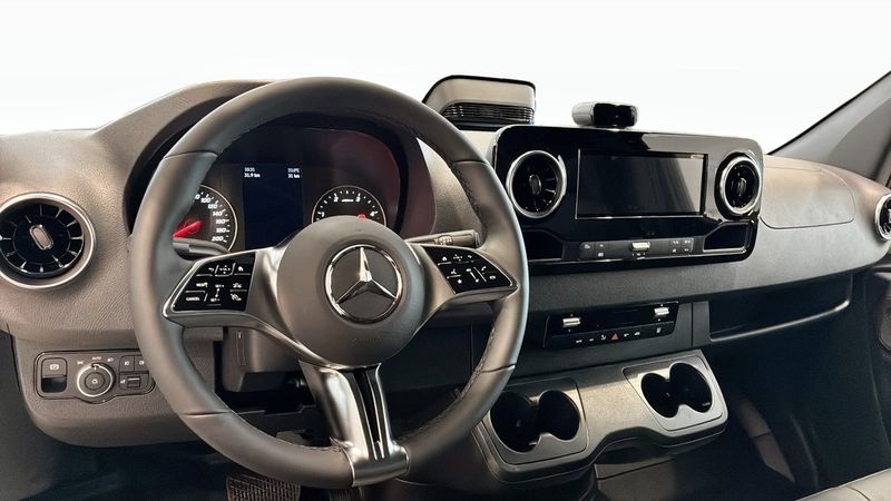 Mercedes Sprinter bild 4