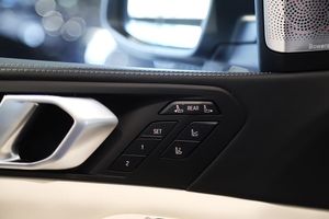 BMW X7 bild 13