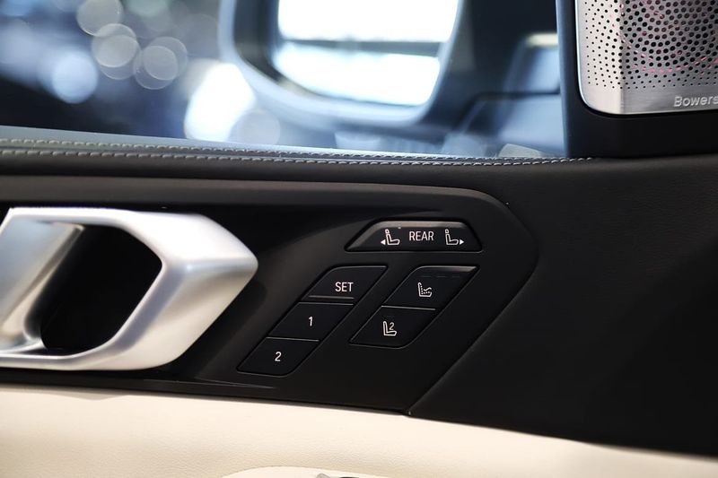 BMW X7 bild 13