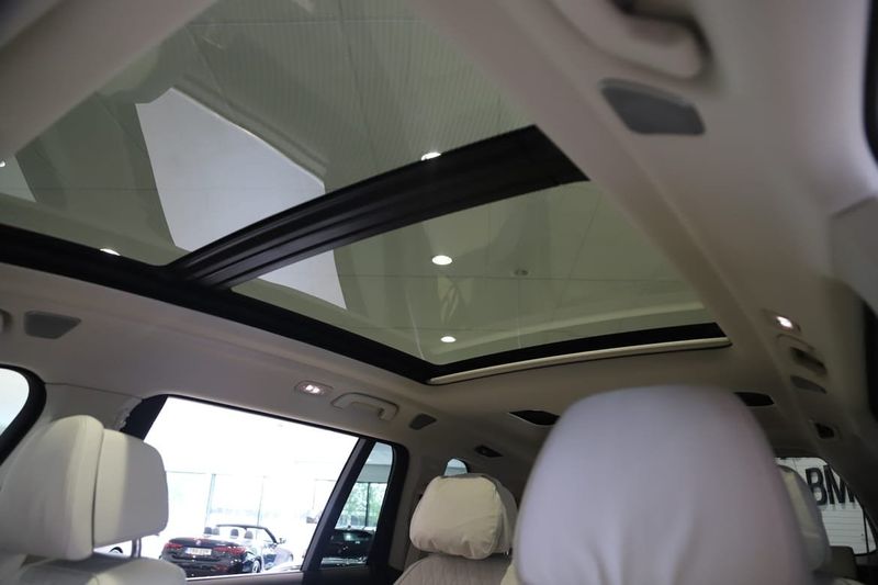 BMW X7 bild 14