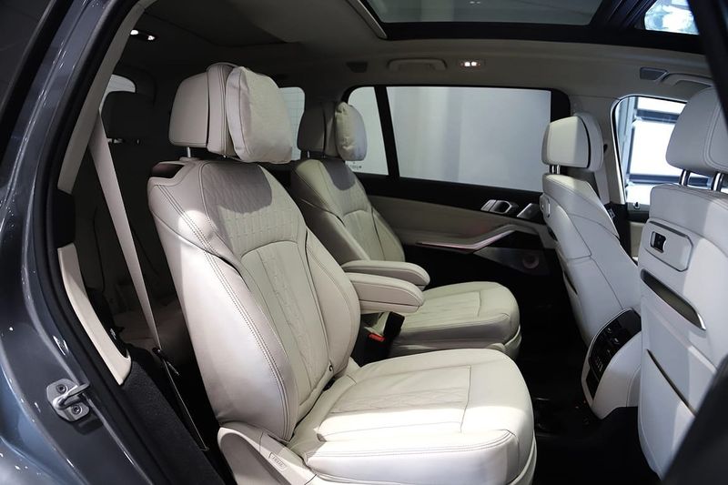 BMW X7 bild 9