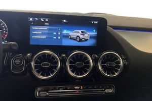 Mercedes GLA250 bild 13