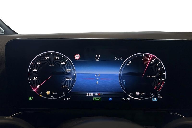 Mercedes GLA250 bild 7