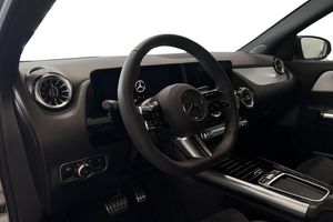 Mercedes GLA250 bild 6