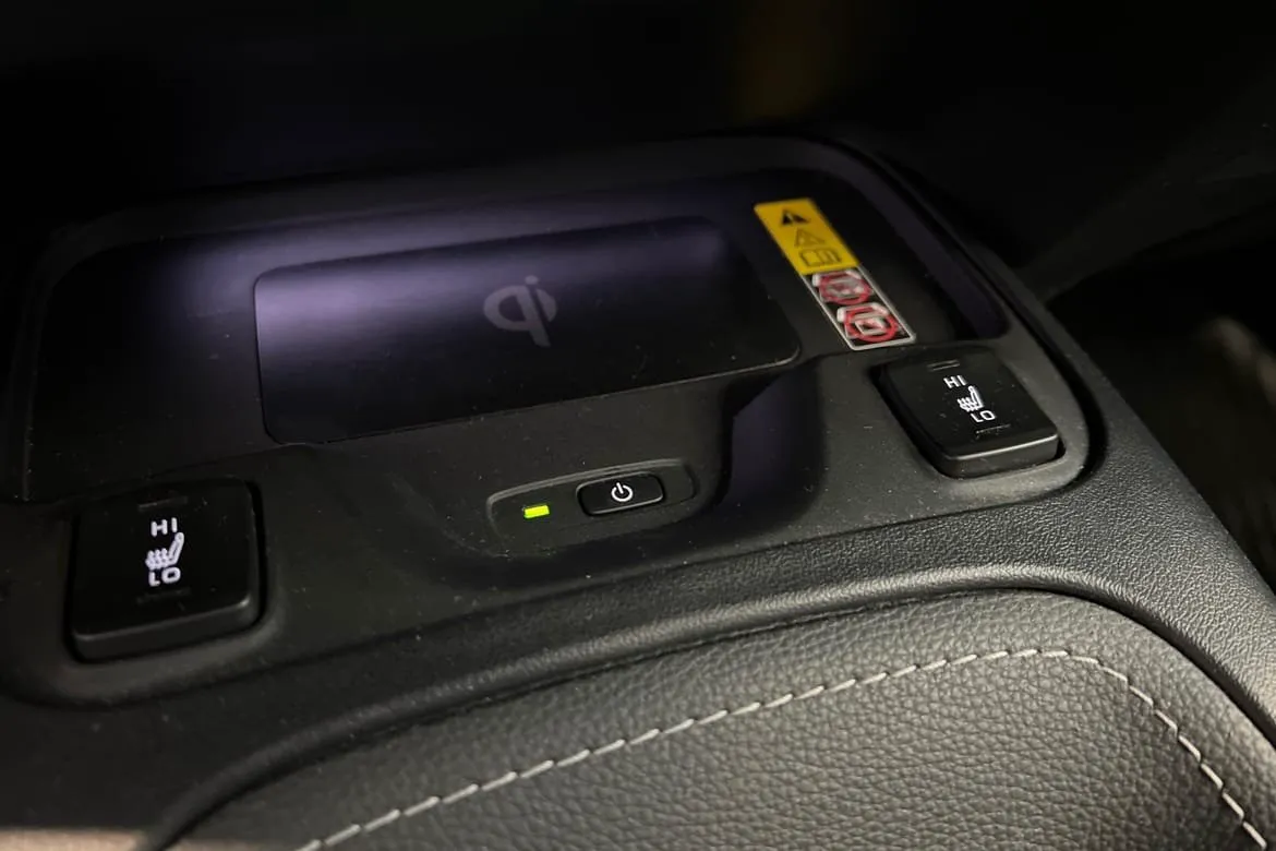 Vehicle image 21