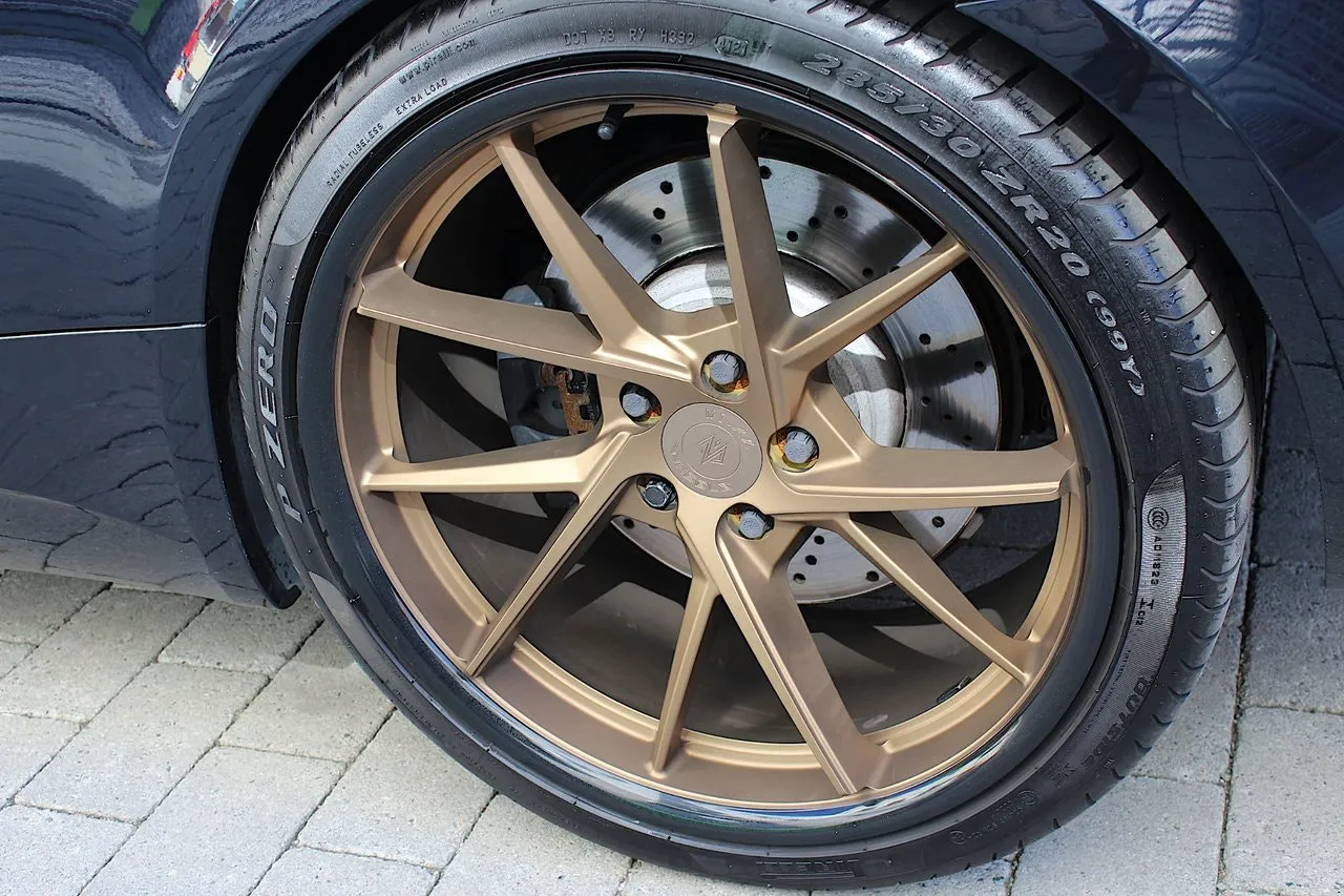 Vehicle image 35