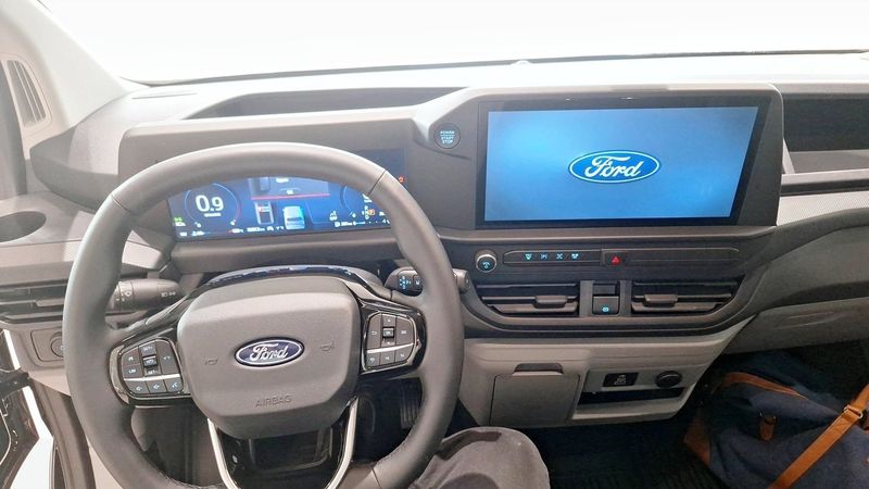 Ford Custom bild 4