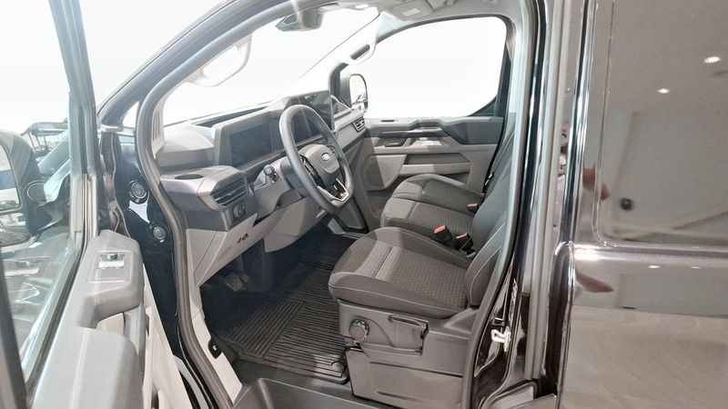 Ford Custom bild 5