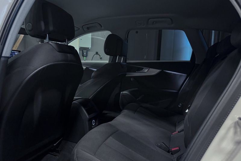 Audi A4 bild 12