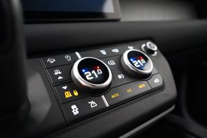 Land Rover Defender bild 12