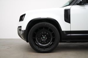 Land Rover Defender bild 2