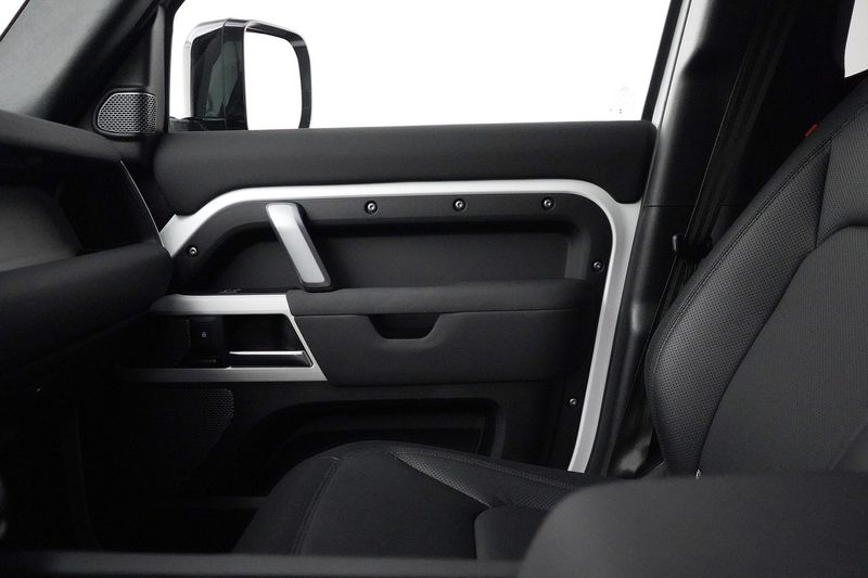 Land Rover Defender bild 14