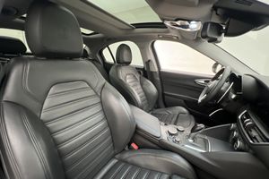 Alfa Romeo Giulia bild 11