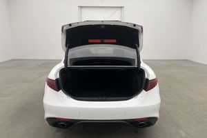 Alfa Romeo Giulia bild 25