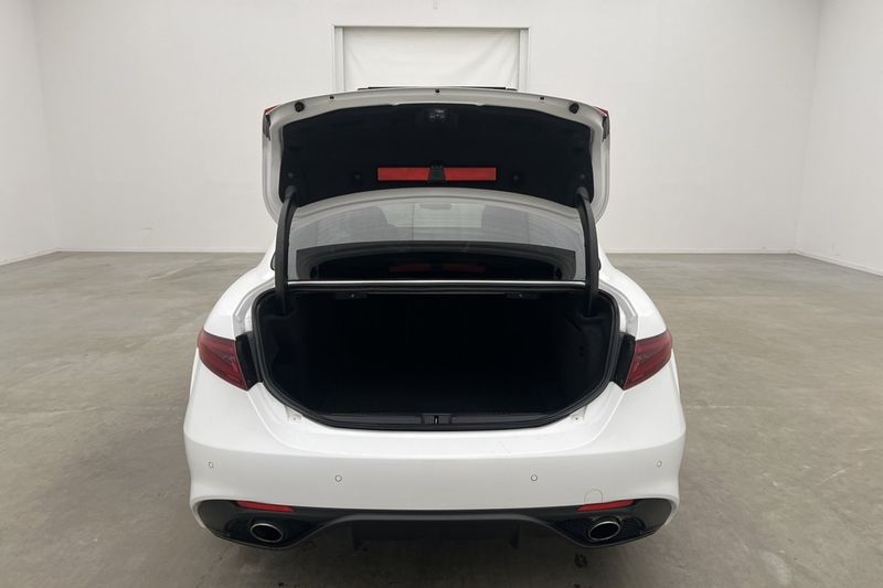 Alfa Romeo Giulia bild 25