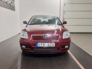 Toyota Avensis bild 3