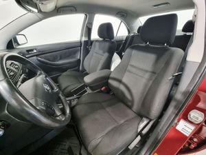 Toyota Avensis bild 7