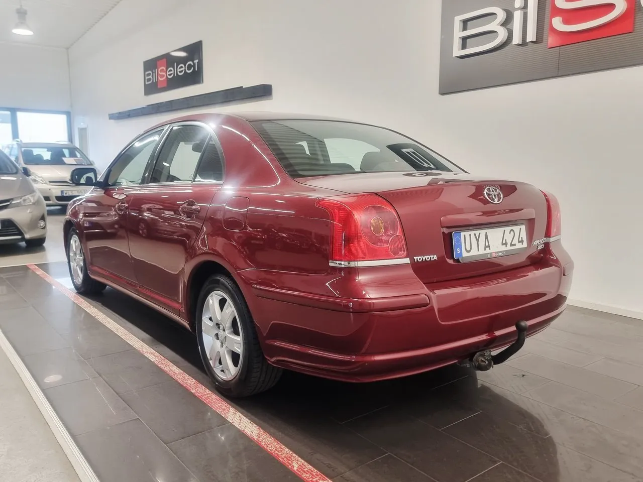 Vehicle image 13
