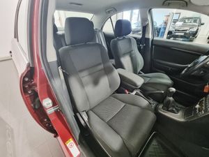 Toyota Avensis bild 18