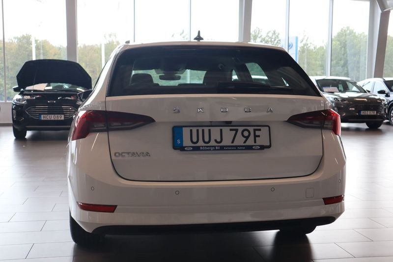 Skoda Octavia bild 4