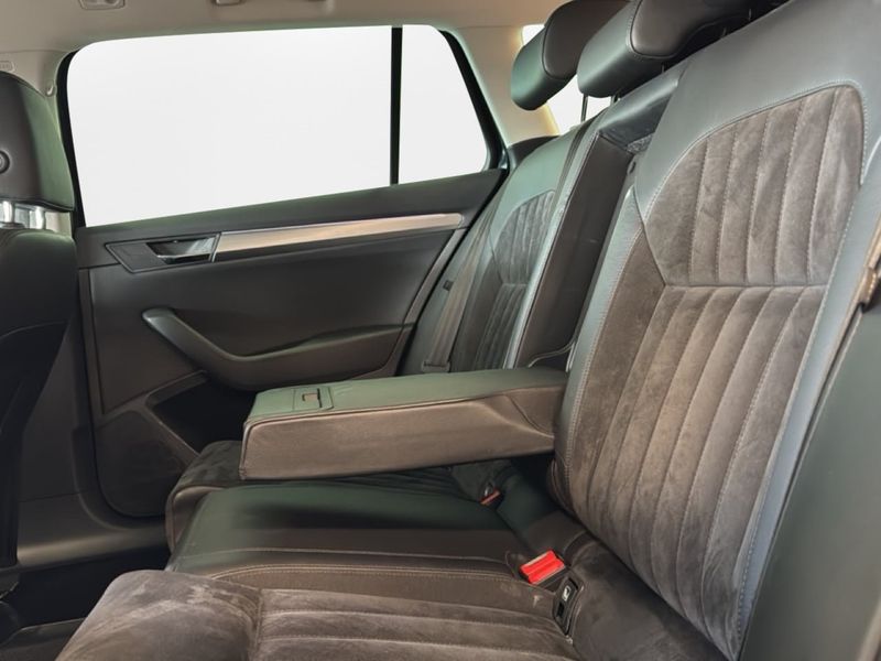 Skoda Superb bild 9