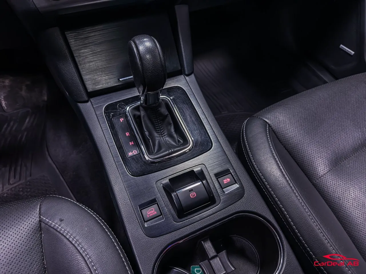 Vehicle image 24