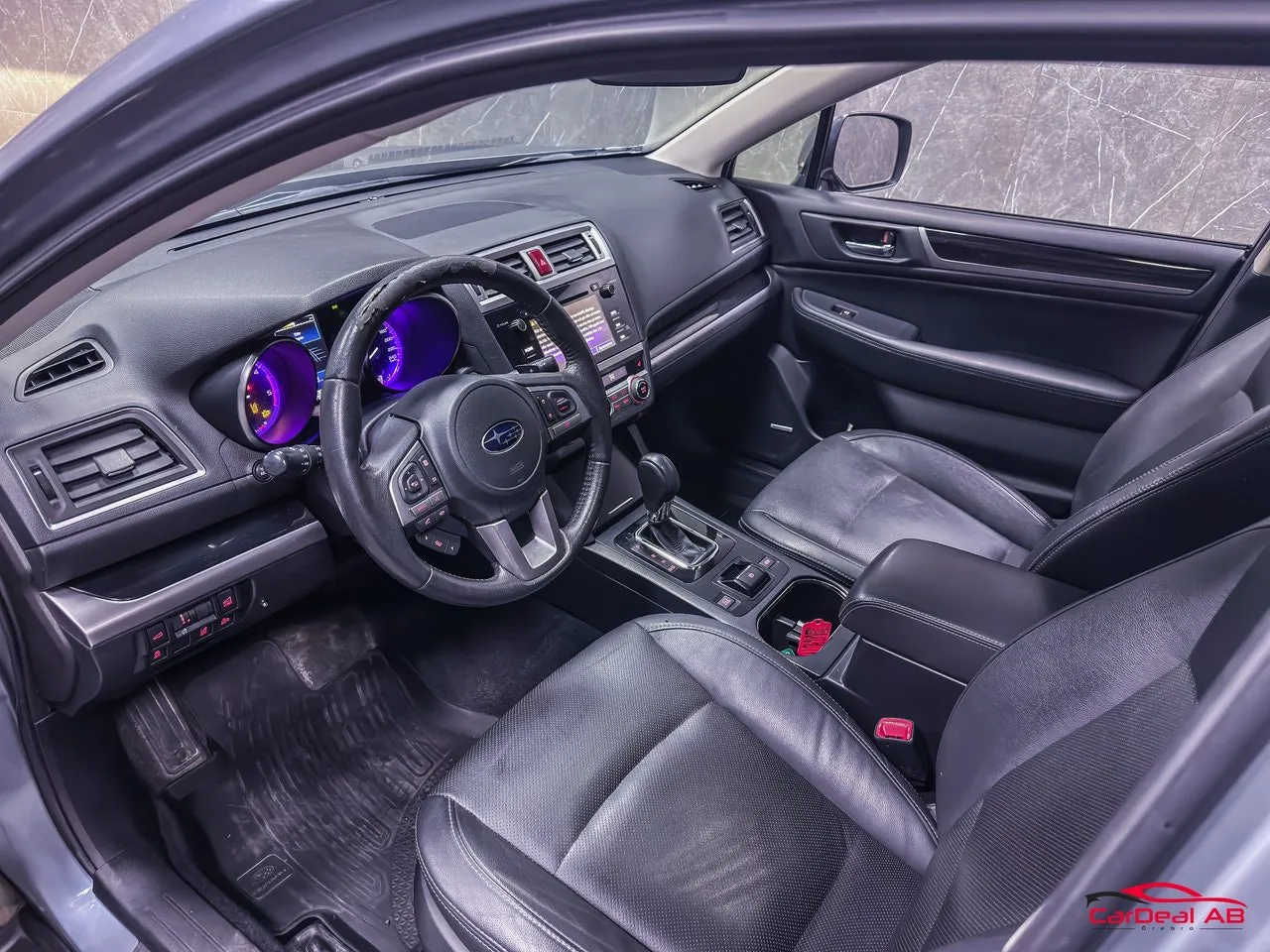 Vehicle image 14