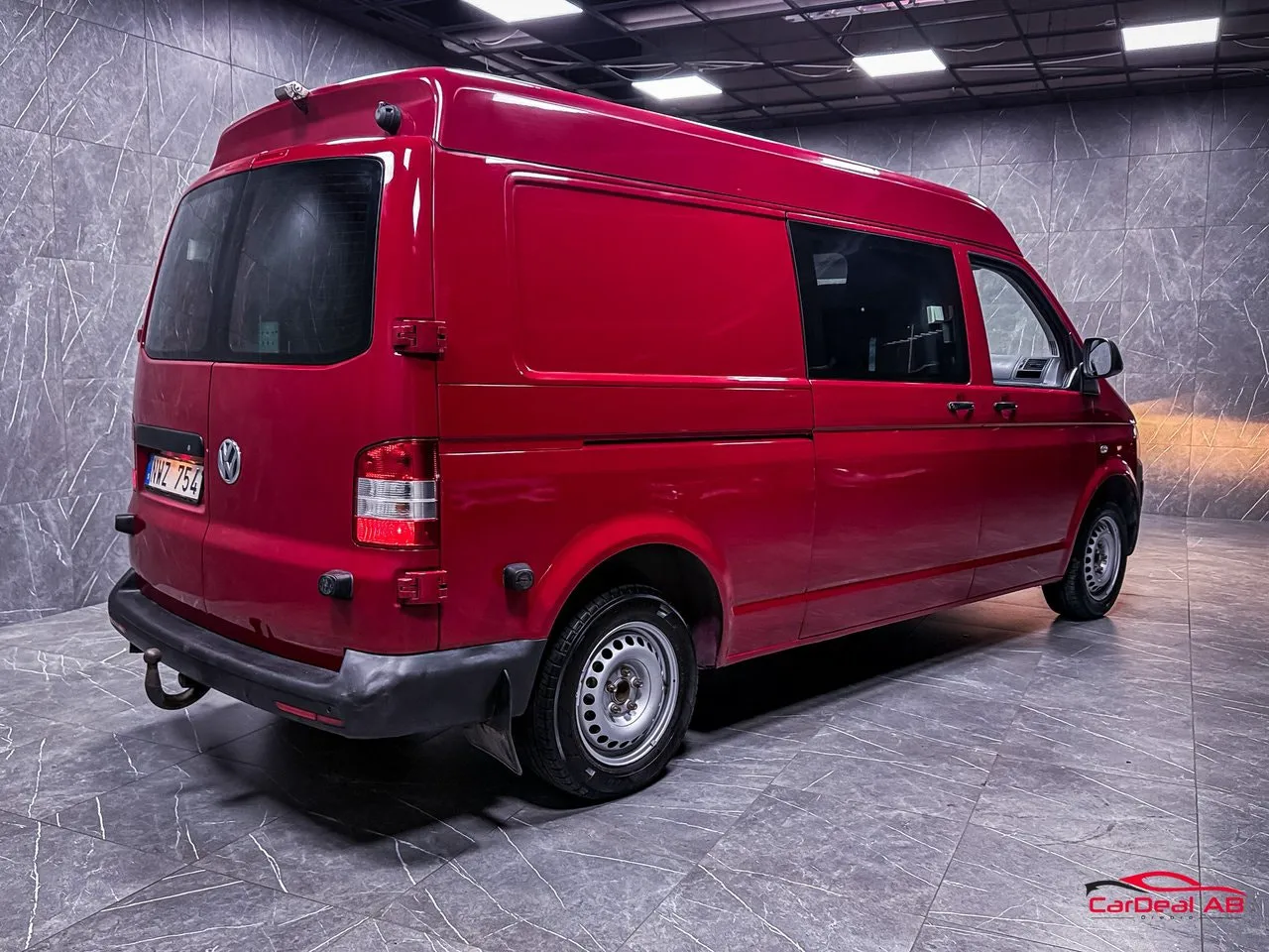 Vehicle image 6