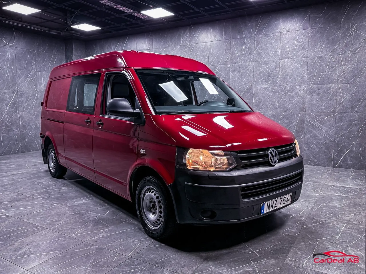 Vehicle image 8