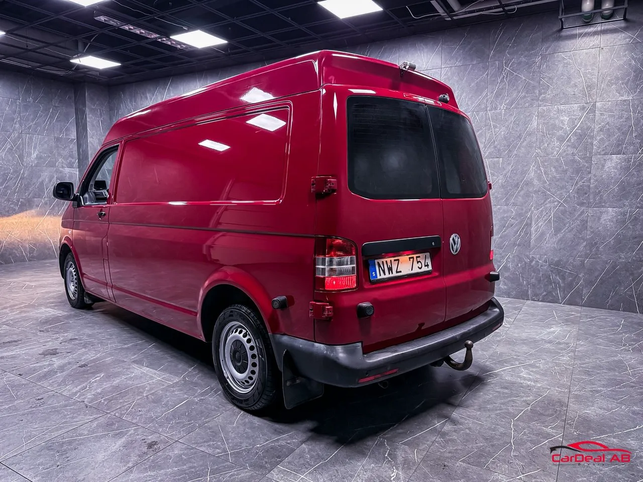 Vehicle image 4