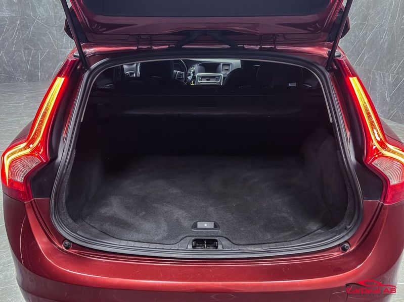 Volvo V60 bild 24
