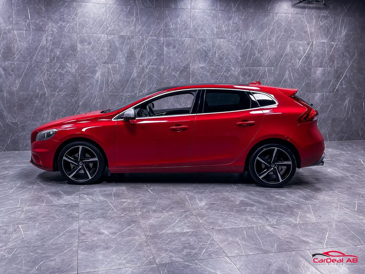 Vehicle image 7