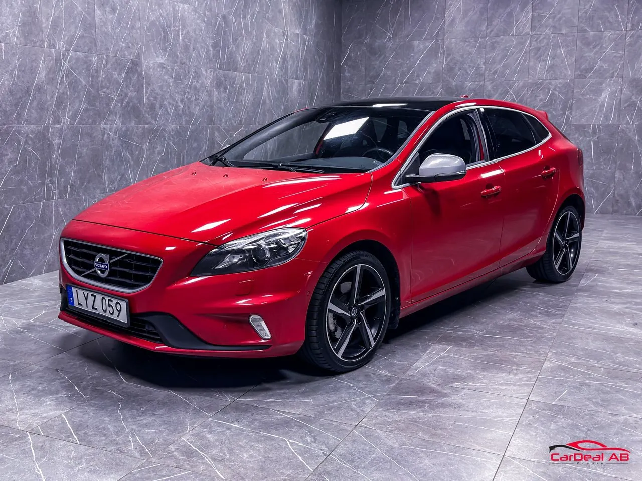 Vehicle image 8