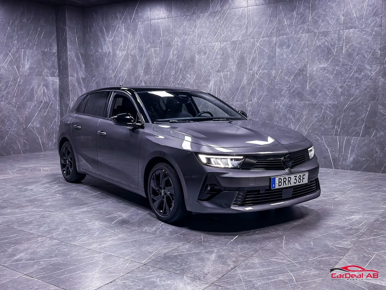 Vehicle image 8