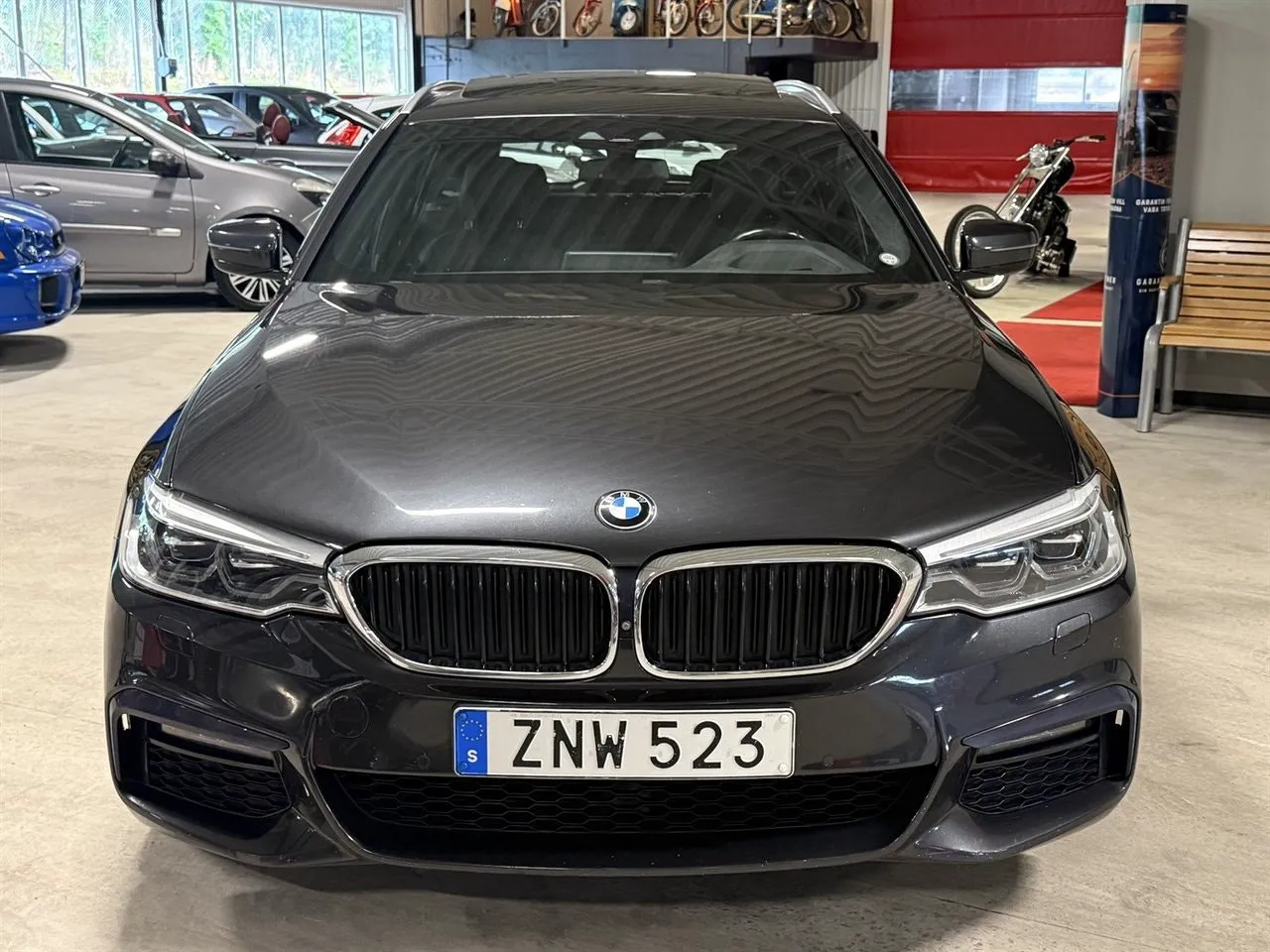 Vehicle image 1