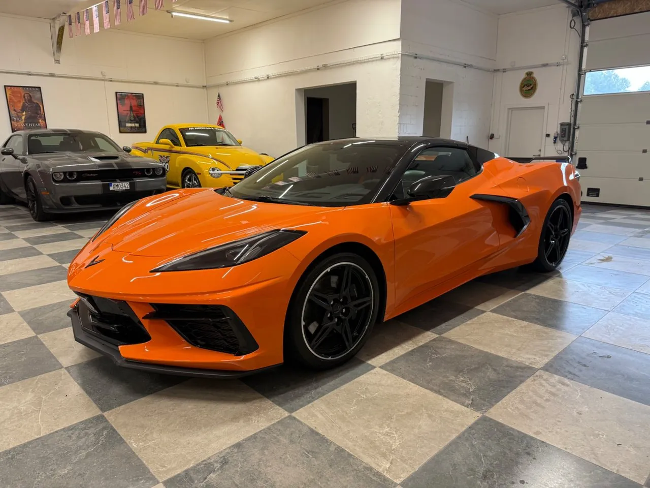 Vehicle image 14