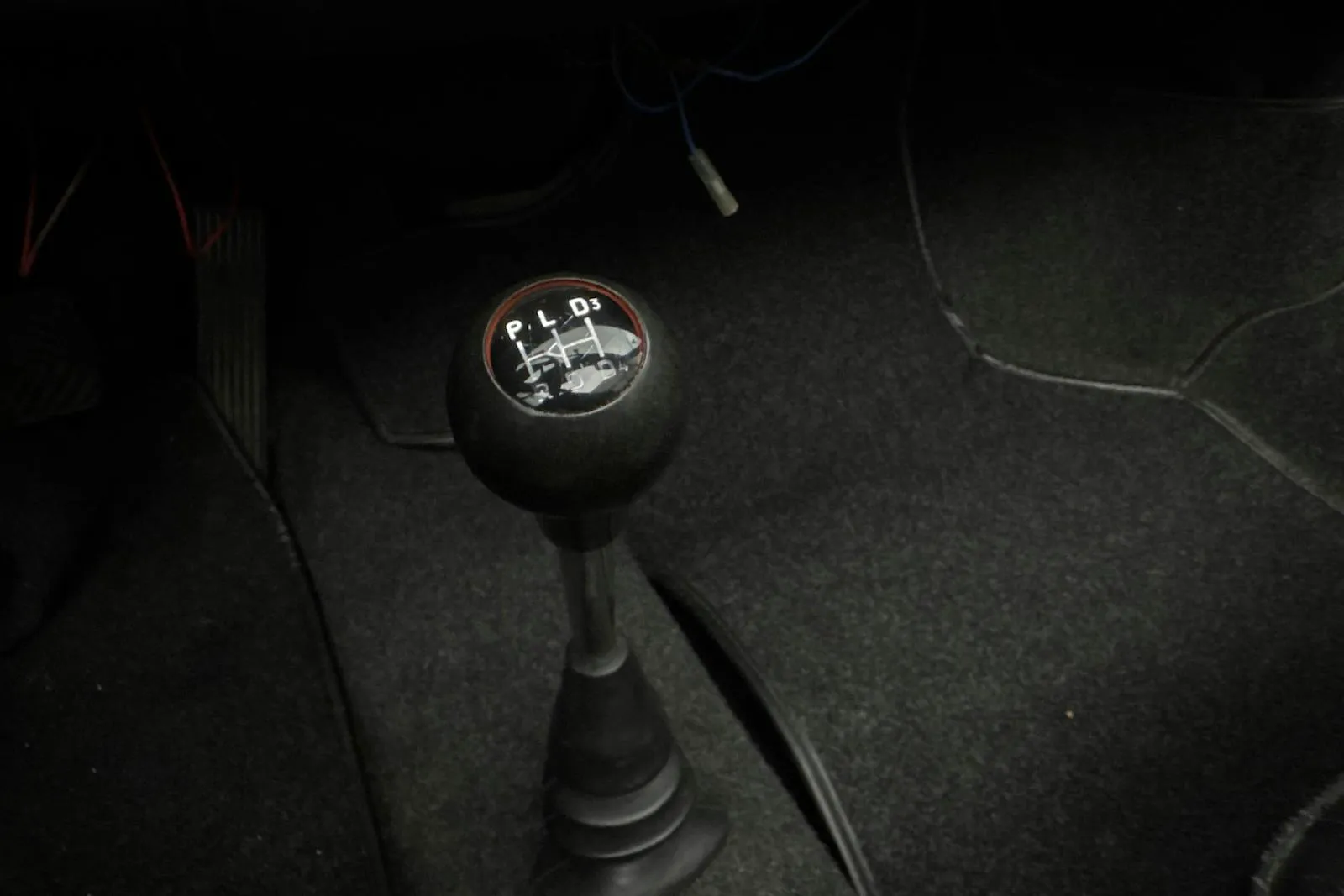 Vehicle image 24
