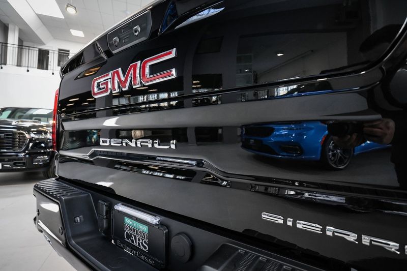 GMC Sierra bild 12