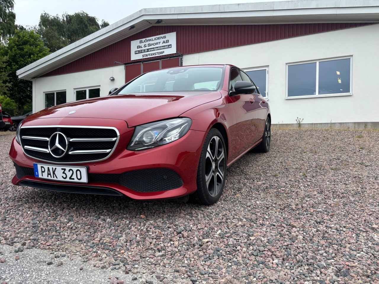 Mercedes E220