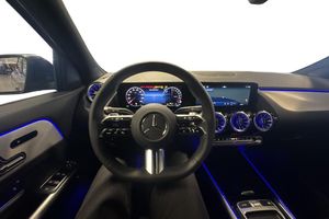 Mercedes GLA250 bild 9