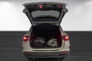 Mercedes GLA250 bild 14