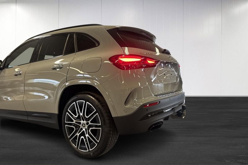 Mercedes GLA250 bild 18