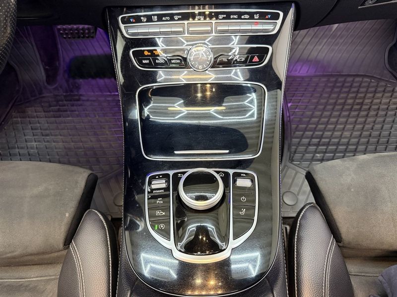Mercedes E200 bild 12