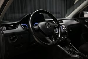 Skoda Octavia bild 9